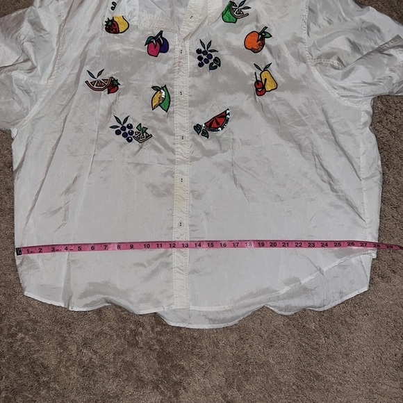 Leslie Fay White Short Sleeved Button Down Blouse with Sequined Fruit Size 3X - Picture 10 of 11
